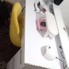 میز کاشت ناخن و. استند لاو دو عدد