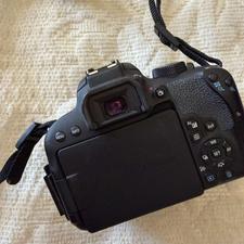 دوربین کنون 800 دی