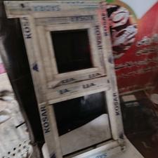 پنجره فروشی