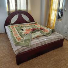 تخت خواب دو نفره