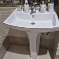 سنگ روشویی پایه دار بزرگ