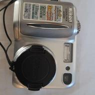 دوربین دیجیتال نیکون اصل