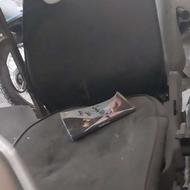 صندلی تمیز برای آرایشگاه تمیز هردو صندلی سالمن بدون یک مشکل