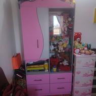 کمدویترینی