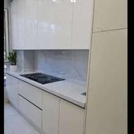 نصب وساخت کابینت و کمددیواری.