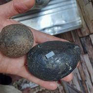 دوتا شهاب‌سنگ اصل با خریدار واقعی کنار میام خریدار تماس