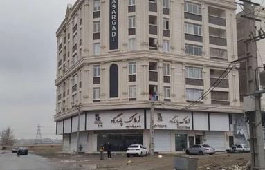 واحد 190متری بدون خلافی خرمدشت کرج