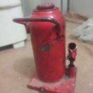 جک روغنی درحدنو