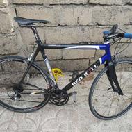 دوچرخه کورسی ردبول فول کربن