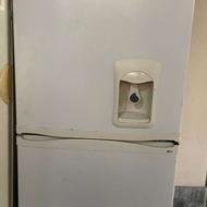 فروش فوری یخچال سالم و تمیز