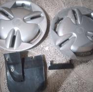 دو عدد قالپاق یک گل پخش کن و یک دستگیره پراید