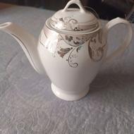 سرویس فنجان و نعلبکی نو و شیک