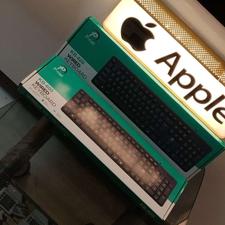 کیبورد p_net سیم دار باکیفیت بالا شرکت ستاره سیستم شمال