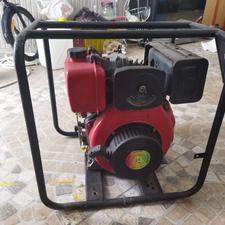 یک عدد موتور اب گازوئیل سه انچ