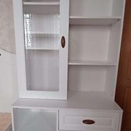 تخت و کمد سفید