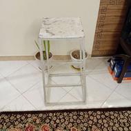 چهارپایه آهنی