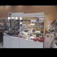 ویترین 3تیکه ام دی اف به همراه میز پیشخوان