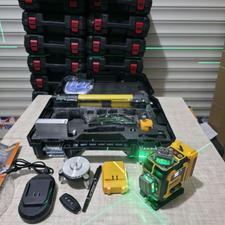 تراز لیزری دیوالت