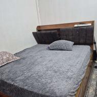 تخت خواب دونفره با تشک طبی جک دار