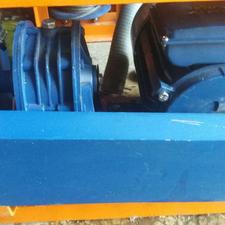 بالابر 1روز کارکرده هنوز ریل ولوله داخل کار نرفته