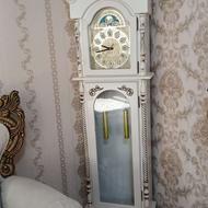 ساعت چوبی ایستاده