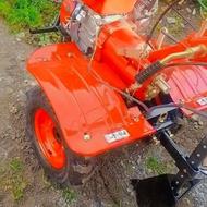 تیلر ، علفزنی باقلا با دستگاه کولتیواتور