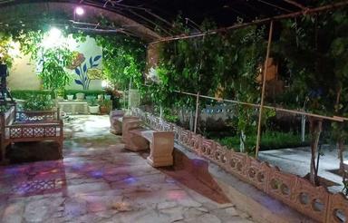 باغچه بسیار دنج و زیبا