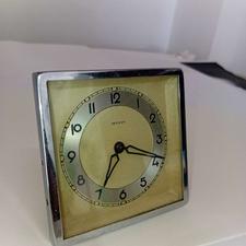 دو عدد ساعت آلمانی قدیمی سالم در حال کار و کامل