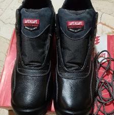 کفش ایمنی استاندارد