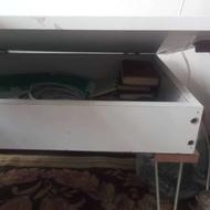 میز مطالعه جادار