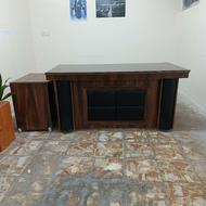 میز اداری کاملاً سالم و تمیز