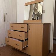 دراور و آینه