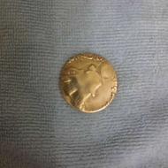 سکه ومجسمه قدیمی