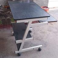 میز کامپیوتر فلزی سالم ومحکم