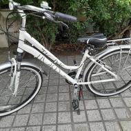 دوچرخه شهری کلاسیک در حد نو