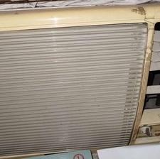 دوتاکولردارم برافروش لازمش ندارم