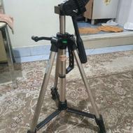 پایه نگهدارنده دوربین