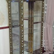 بوفه برنز، برنجی