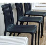 صندلی پلاستیکی کارکرده مخصوص کافه و رستوران
