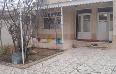 ویلایی با پارکنیگ