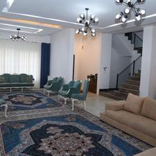 فروش ویلا 550 متر استخردار در مرکز شهر