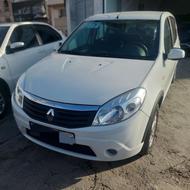 رنو ساندرو 1395 سفید