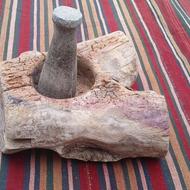 هاونگ چوبی کنده ای