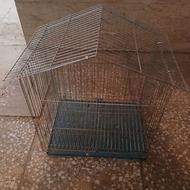 قفس قناری و مرغ عشق