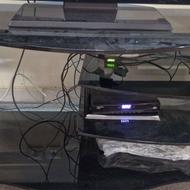 میز تلویزیون.