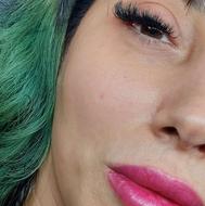 مدل برای اکستنشن مژه برای عکاسی پیج