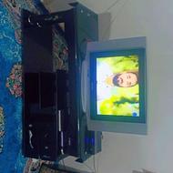 یک عدد تلوزیون سامسونگ و دیجیتال سالم و دوعدد میزتلوزیون