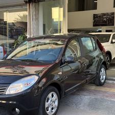 رنو ساندرو 1396 مشکی اتومات