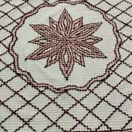 رو تختی دو نفره با دو عدد رو بالشتی