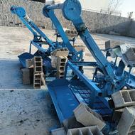 فروش 2 دستگاه بلوک زنی 7قالب 15در34 ومخلوط کن